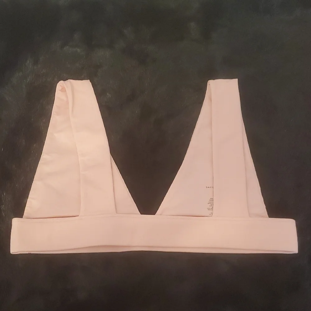 Chic Light Pink Triangle Bralette - Picture 4 of 7